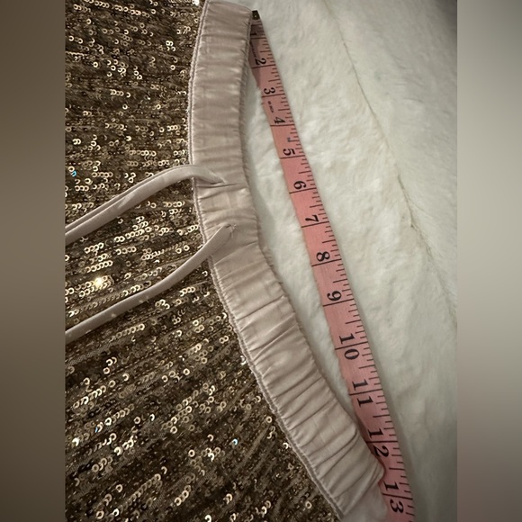 EUC Victorias Secret Gold Sequin Bling Jogger Drawstring Relax Lounge Shorts XS - Picture 7 of 8